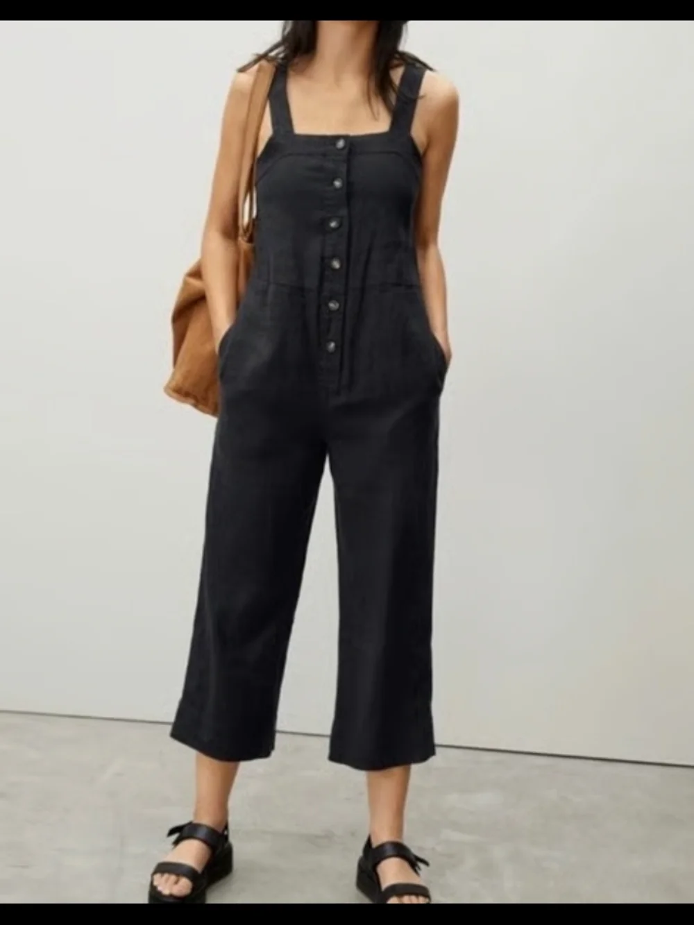Everlane black 100% linen jumpsuit